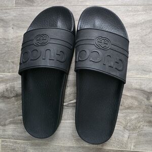 GUCCI SLIDES